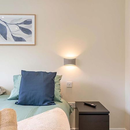Stylish 2 Bedroom Apartments In דרבי מראה חיצוני תמונה
