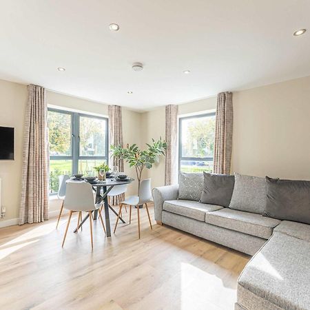 Stylish 2 Bedroom Apartments In דרבי מראה חיצוני תמונה