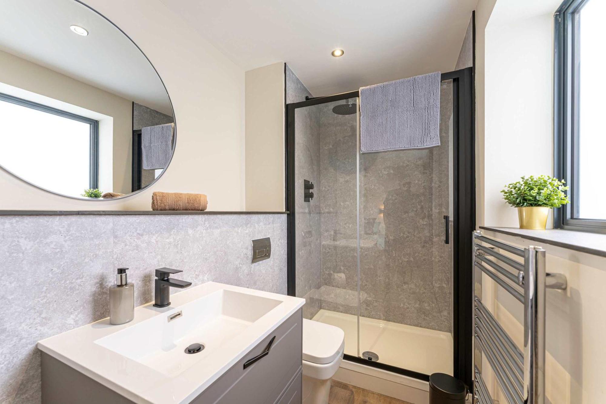 Stylish 2 Bedroom Apartments In דרבי מראה חיצוני תמונה