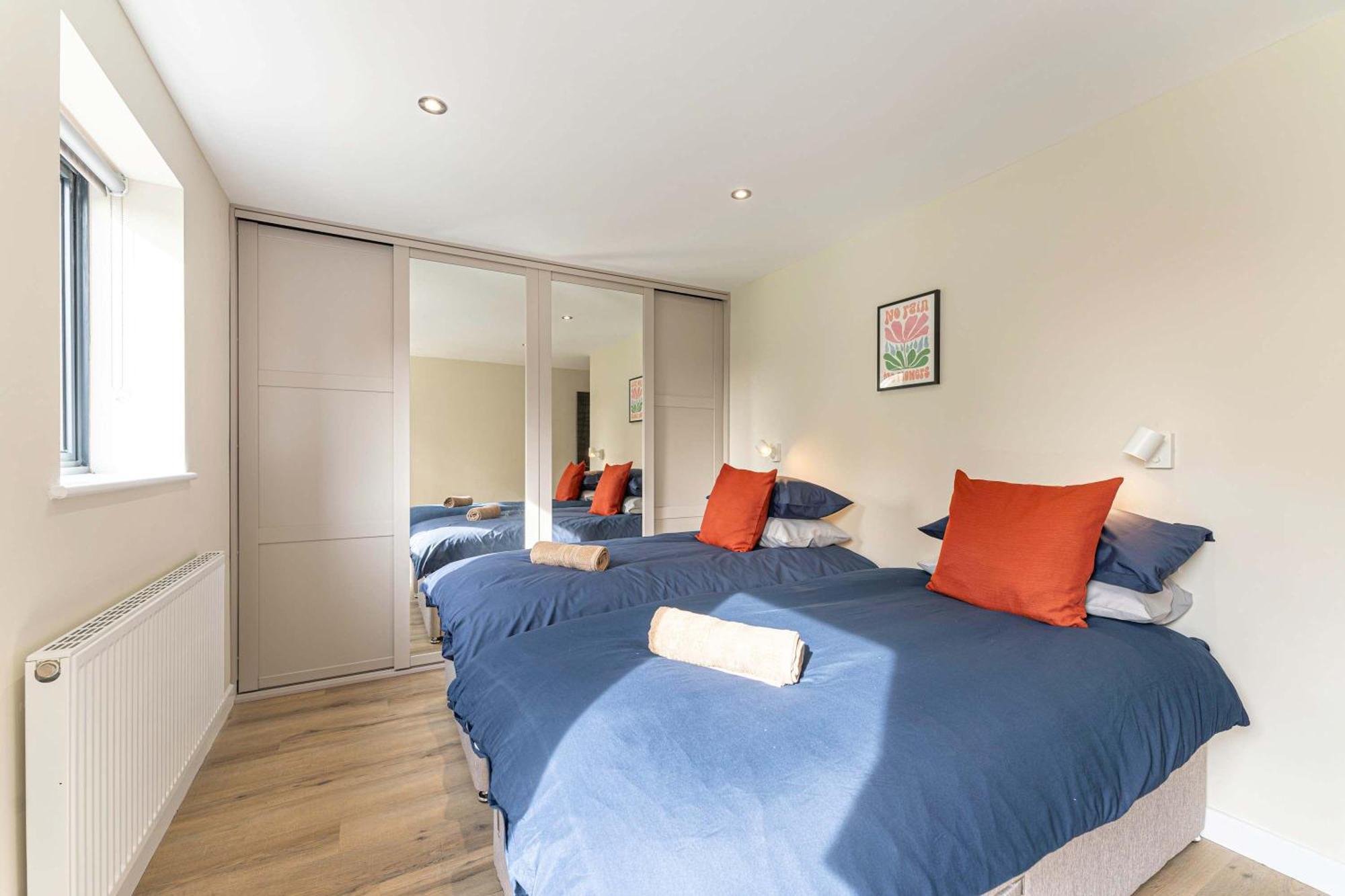 Stylish 2 Bedroom Apartments In דרבי מראה חיצוני תמונה