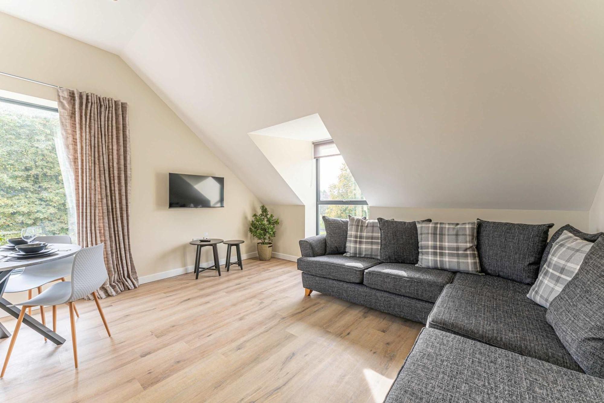 Stylish 2 Bedroom Apartments In דרבי מראה חיצוני תמונה